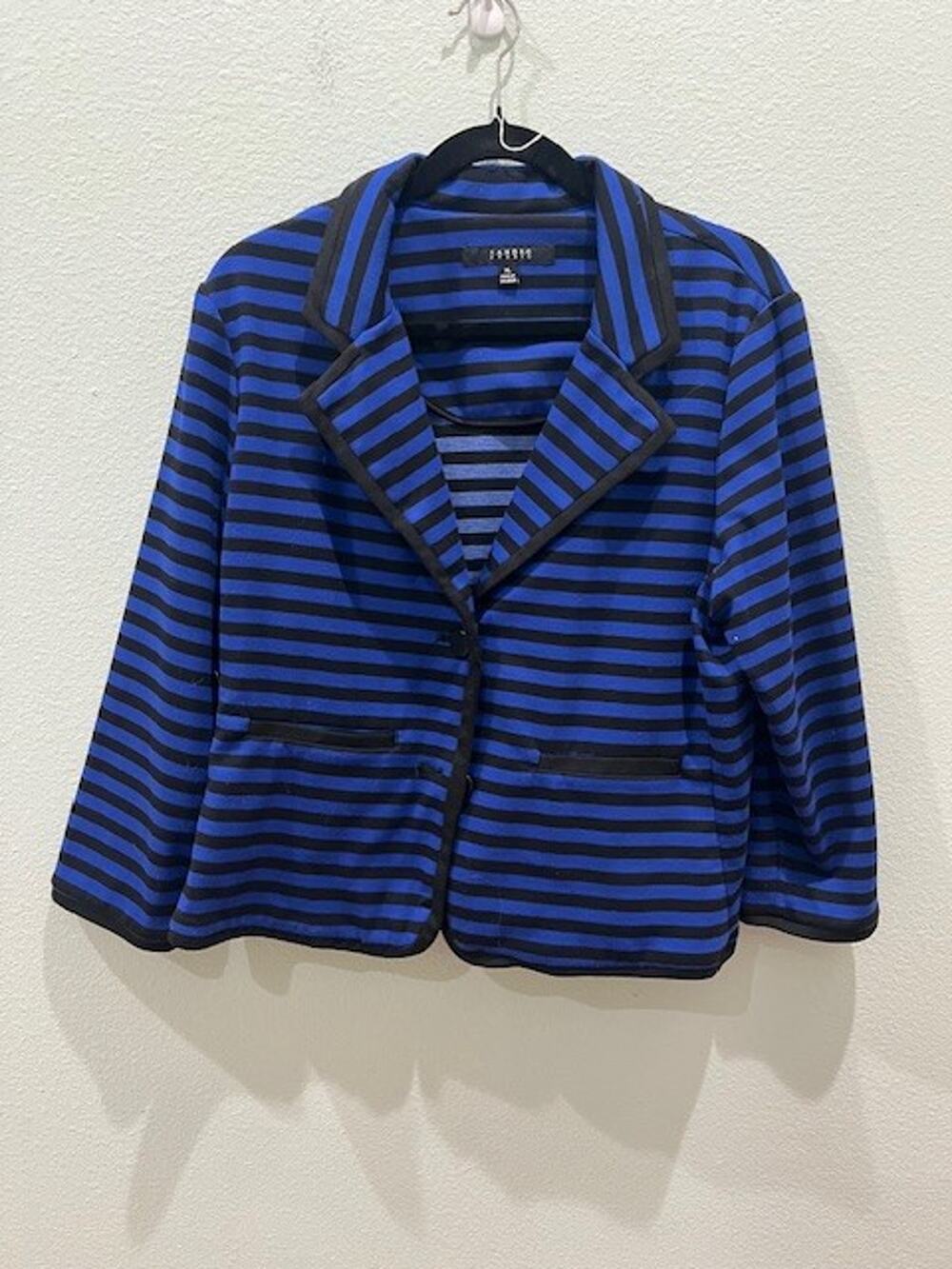 Sandoro Studio Women's Size XL Black and Blue1 Striped Knit Blazer